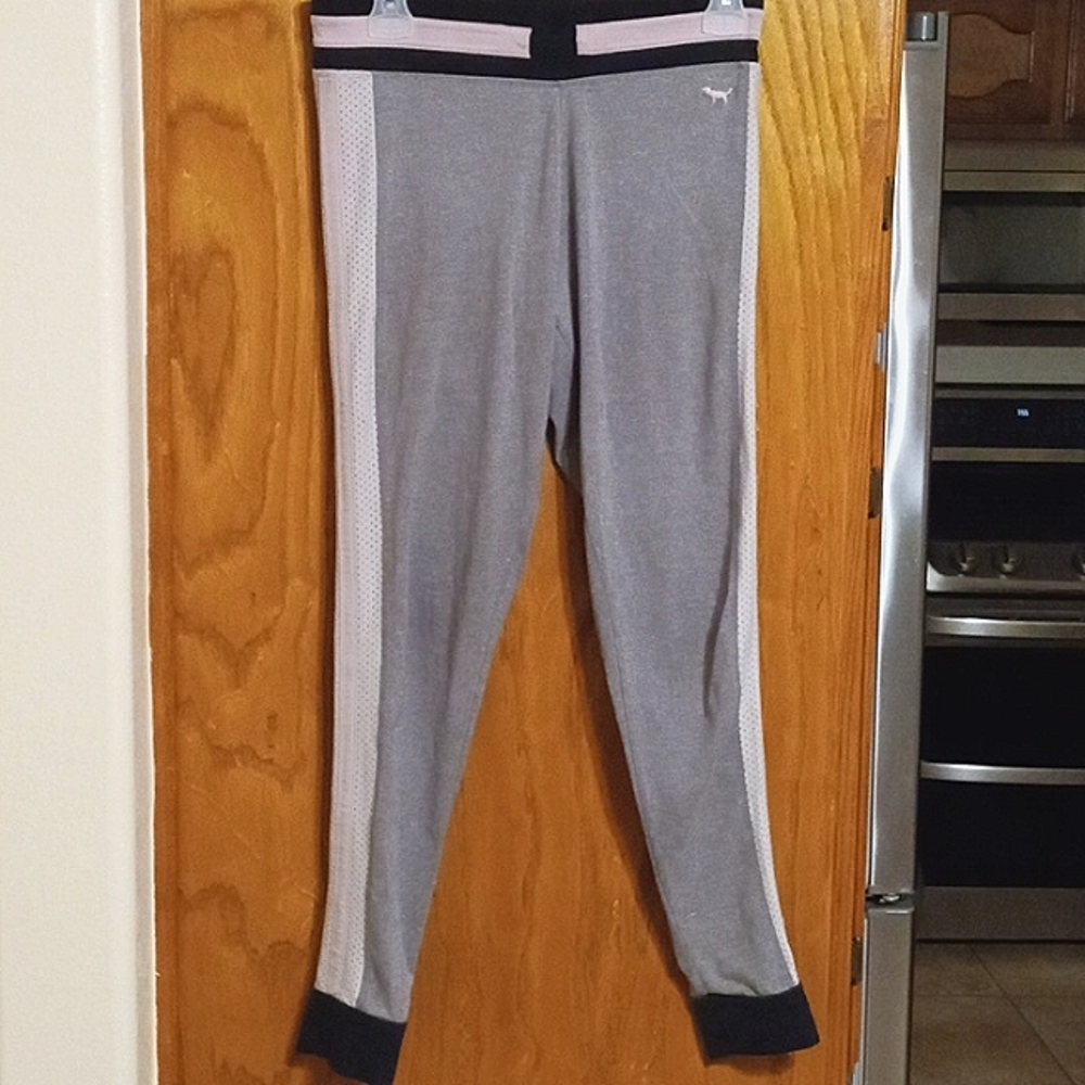 PINK Victoria's Secret YOGA Joggers/Sweatpants